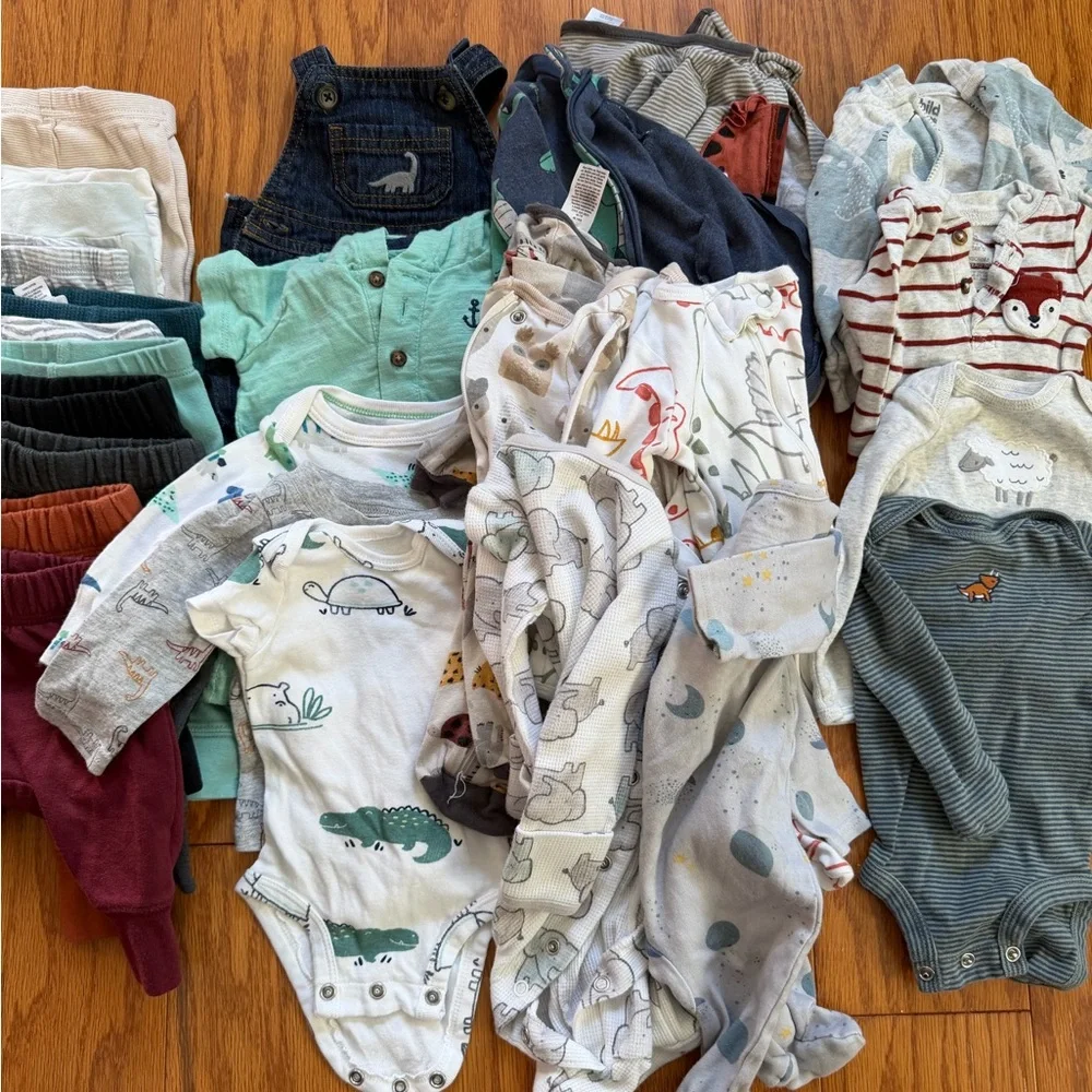 Carter's Baby One-Piece Mixed lot newborn nb clothes 26 assorted pieces pants - Picture 3 of 8